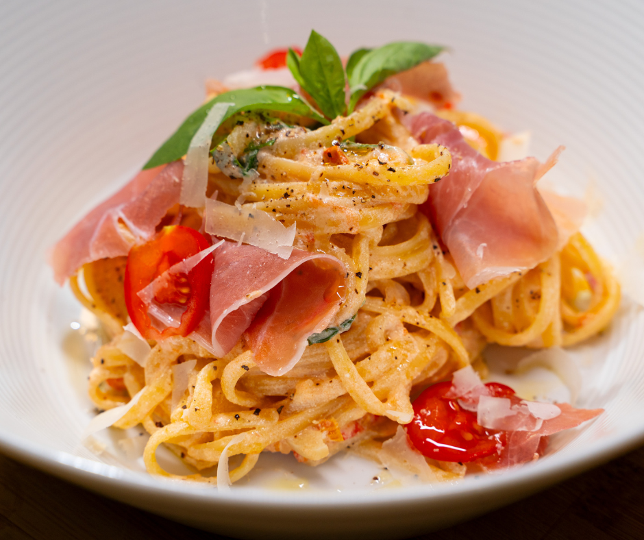 Linguine špagety s prosciuttem a ricottou